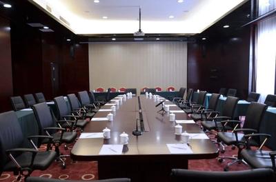 四星級園林酒店推出免費(fèi)會(huì)議室與禮儀服務(wù)，商務(wù)休閑新地標(biāo)即將引爆市場