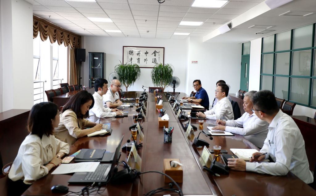 校企合作新篇章 廈門石頭城信息服務(wù)有限公司來訪洽談校園攝影服務(wù)合作